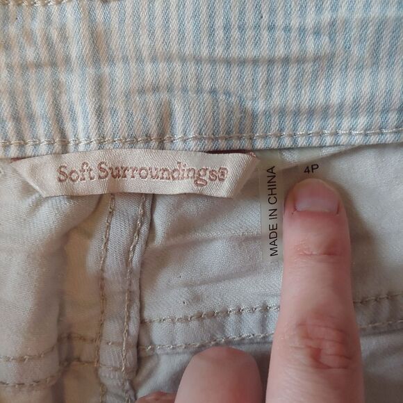 Soft Surroundings Cream Floral Print Jeans 4P - Picture 5 of 10